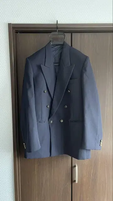 네이비 더블 브레스트 자켓