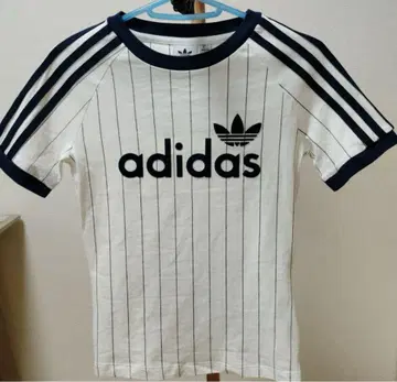 새상품 adidas 리니어 그래픽 T셔츠 화이트