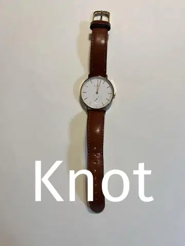knot(노트)의 여성용 시계(CS-36)