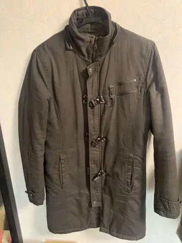 In The Attic 다크 그레이 모즈 코트 M