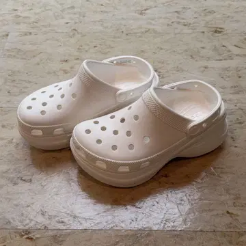 [새 상품] crocs 베이 클로그