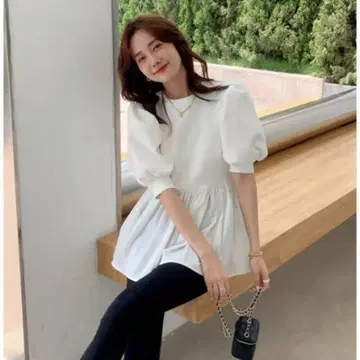 새상품급 벌스데이 바쉬 페플럼 프릴 퍼프 상의 절개 S