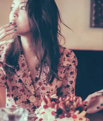 ROUJE 꽃무늬 반팔 셔츠 핑크 레드 IENA