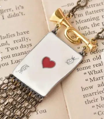 #Qpot 앨리스 카드놀이 목걸이