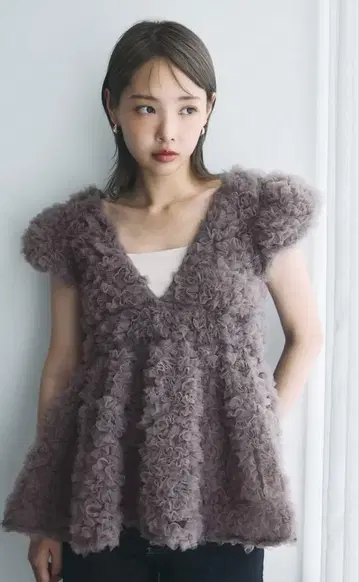 폴로라 플라워 페플럼 백리본 튜닉