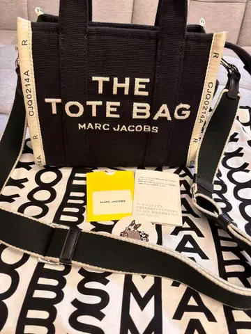 MARC JACOBS THE TOTE BAG 블랙 스몰