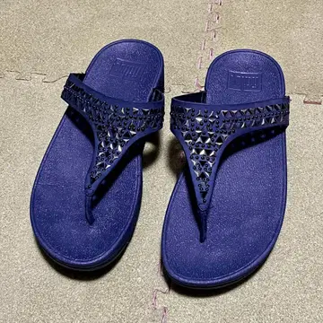 FIT FLOP 비쥬 장식 플립플랍