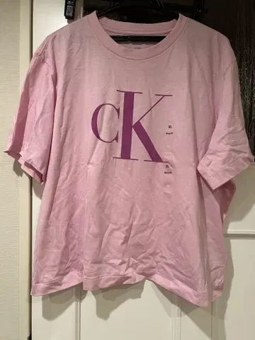 Calvin Klein 빅 사이즈 핑크 티셔츠 XL 미사용