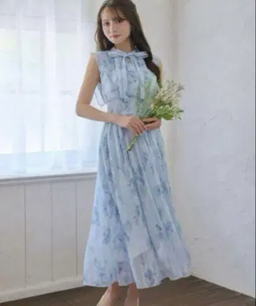 리본 포함 허리 셔링 플라워 프린트 플리츠 원피스
