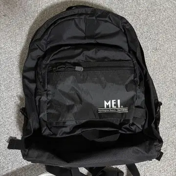 MEI 블랙 백팩