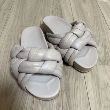 DES PRES 백리스 볼륨 샌들 베이지