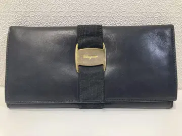 Ferragamo 블랙 가죽 장지갑 페라가모
