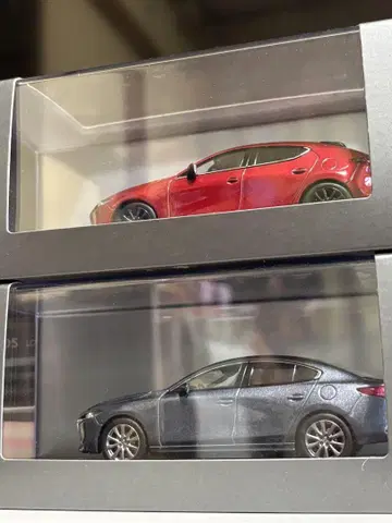 MAZDA3 미니카 해치백 세단