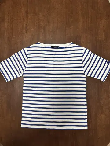보더 티셔츠