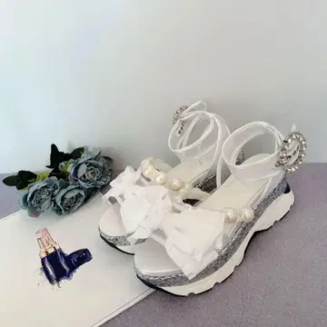 Swankiss EV 리본 샌들