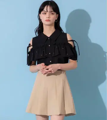 REDYAZEL 프릴 비쥬 오픈 숄더 블라우스