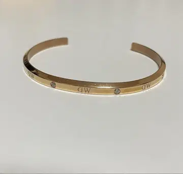 DW
