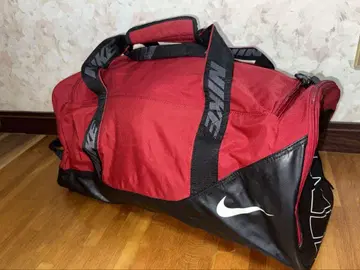 NIKE 보스턴 백 2way 사이드 수납 레드 대용량