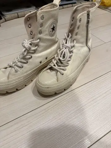 Converse 화이트 하이컷 스니커즈 27cm
