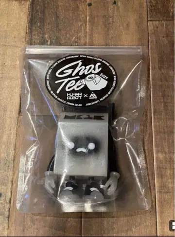 MUUKTOY HUMAN ROBOT Ghos Tee 퓨전 컬러