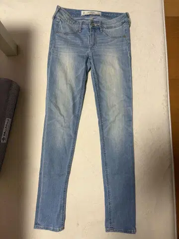 Abercrombie & Fitch 스트레이트 데님 스키니 W24 L29