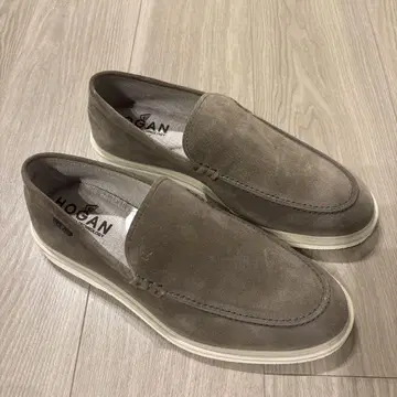 HOGAN 스웨이드 슬립온 베이지