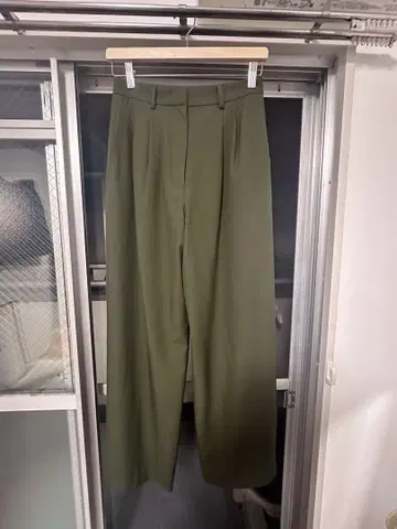 CLANE 클라네 카키 팬츠