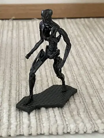 터미네이터 뉴 페이트 미니 피규어 REV-9