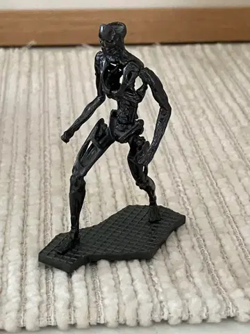 터미네이터 뉴 페이트 미니 피규어 REV-9