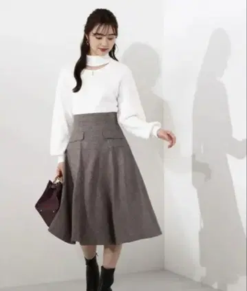 [ 프로포션 바디 드레싱 ] 페미닌 체크 하이웨스트 플레어 스커트