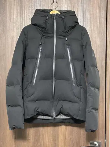 데상트 DESCENTE 미즈사와 다운 S 사이즈