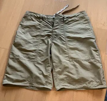 patagonia 숏팬츠 31 카키