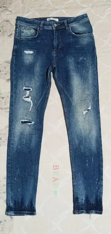 ZARA 리페어 데미지 페인트 스키니 데님