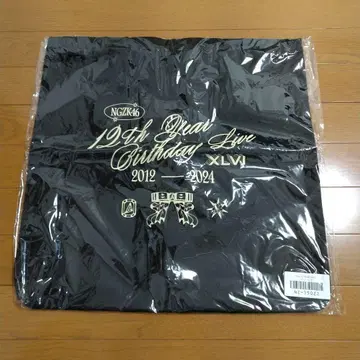 노기자카46 12th 바스라 토트백