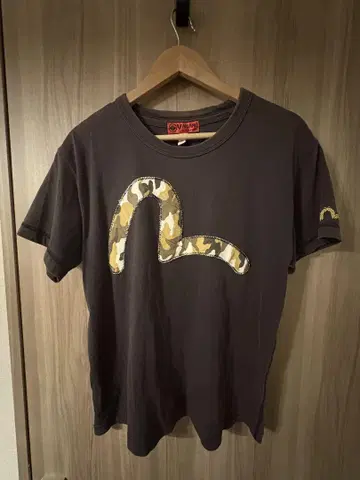 EVISU 티셔츠 사이즈 40