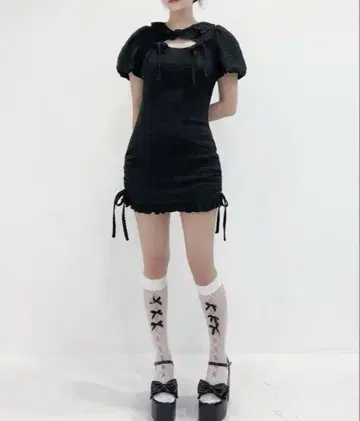 DearMyLoveRose 오픈 리본 드로스트 셔링 원피스