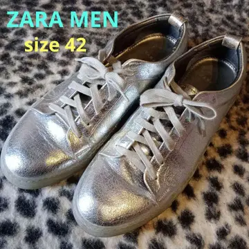 ZARA MAN 메탈릭 실버 스니커즈 42