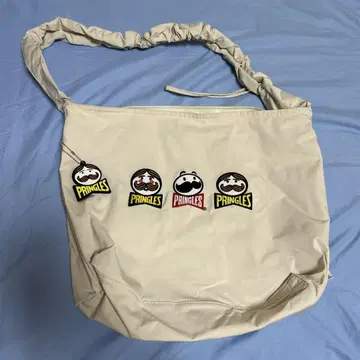 프링글스 숄더백 earPAPILLONNER