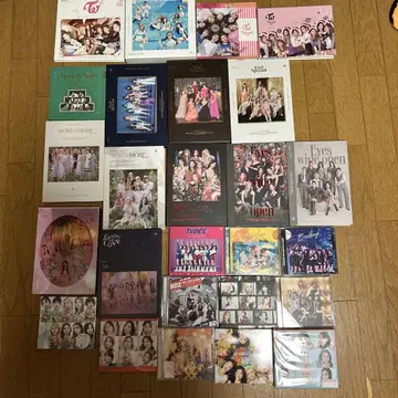 TWICE CD 앨범 묶음 판매