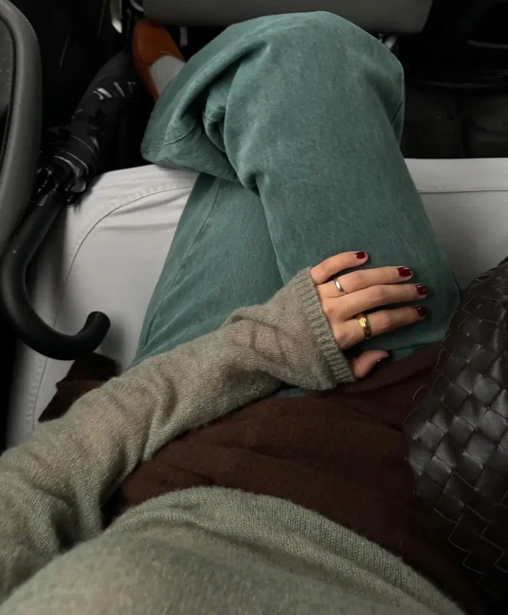 GEDDE PLAIN LONG SLEEVE KNIT - OLIVE GREEN