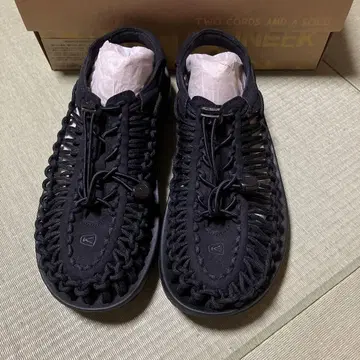 keen 유니크 샌들