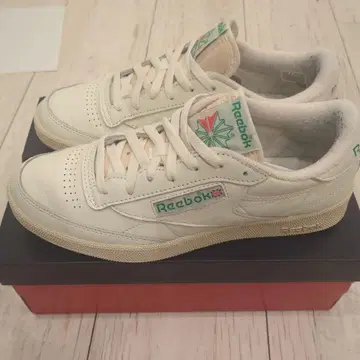 Reebok club c 클럽 C