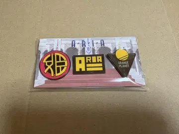 미개봉 ARIA 로고 핀 배지