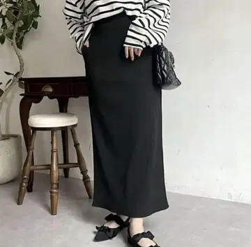 택 포함 새상품 허리 드로스트 컷 리브 내로우 스커트 M 사이즈