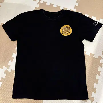 CROPPEDHEADS 오이란 티셔츠 블랙