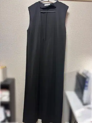 블랙 슬리브리스 롱 원피스