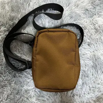 Carhartt 브라운 숄더백