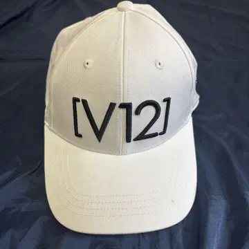 [미사용 새상품] 브이 트웰브 캡 22F BSK Cap 화이트