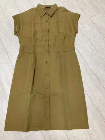 LOUISE & LOUIS 카키 셔츠 원피스 38