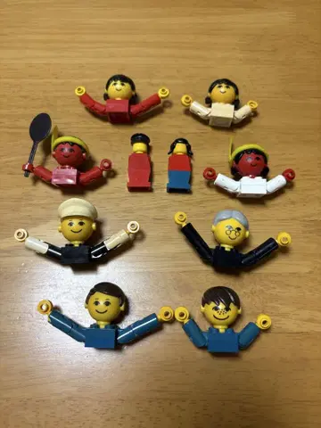 매우 희귀한 빨간 얼굴 레고 LEGO 피규어 올드 fig